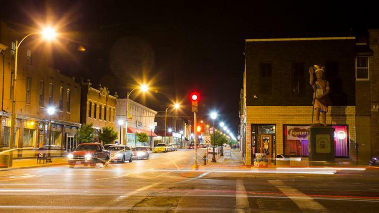 מרלינד הייטס Luxury Apt W/ Spectrum Mood Lighting - Historic Cherokee Street Antique Row מראה חיצוני תמונה