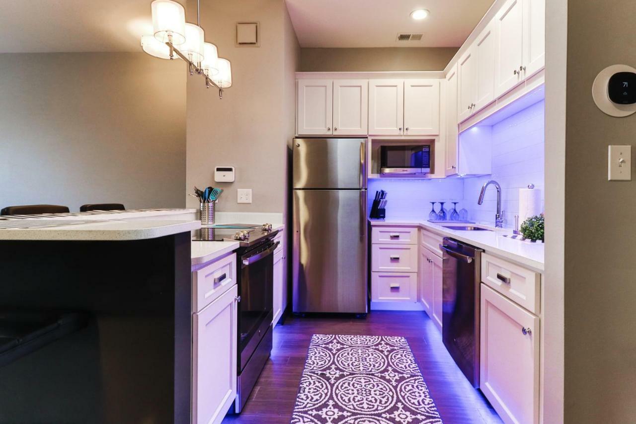 מרלינד הייטס Luxury Apt W/ Spectrum Mood Lighting - Historic Cherokee Street Antique Row מראה חיצוני תמונה